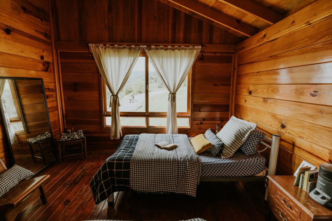 Bed For A Rustic Or Farmhouse Bedroom